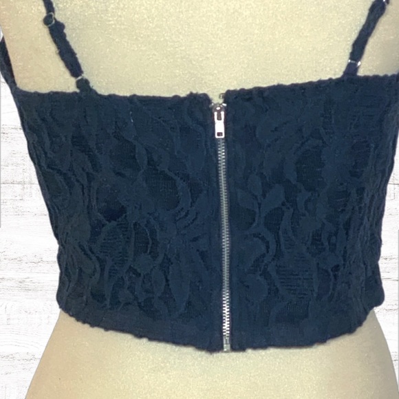 Preloved Guess Corset Top - Picture 2 of 4